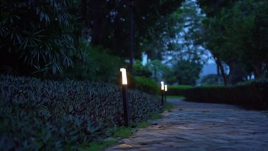 China Gartenaluminiumweg 2019 milight des übersichtlichen Designs beleuchtet wasserdichter LED im Freien fournisseur
